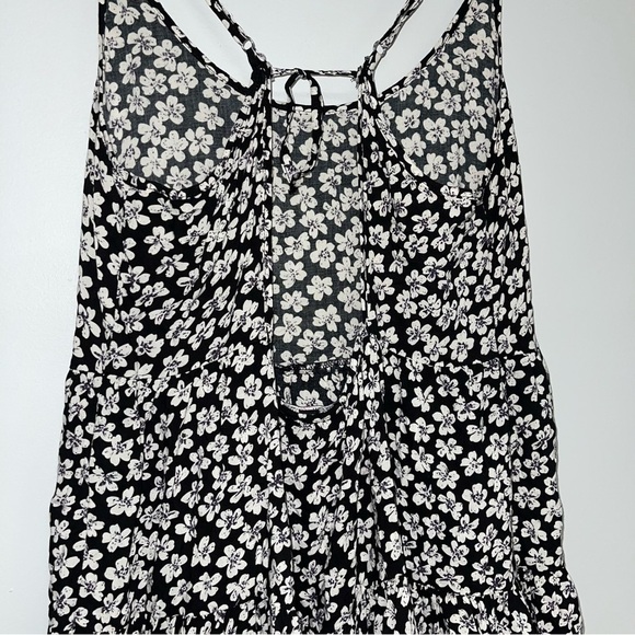 Brandy Melville "Jada" Dress Women's Size XXS-S Black White Purple Floral Flowy - Picture 7 of 11